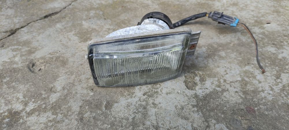 Протитуманна фара Опель Омега Б