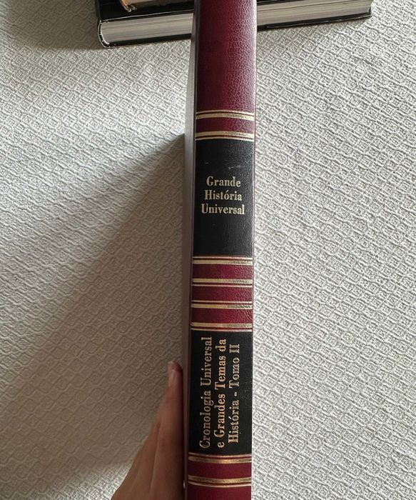 Livro - Grande História Universal