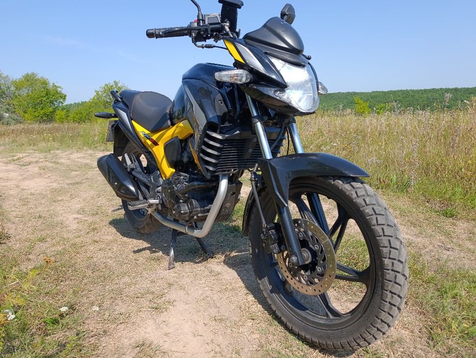 Продам Lifan KP 200