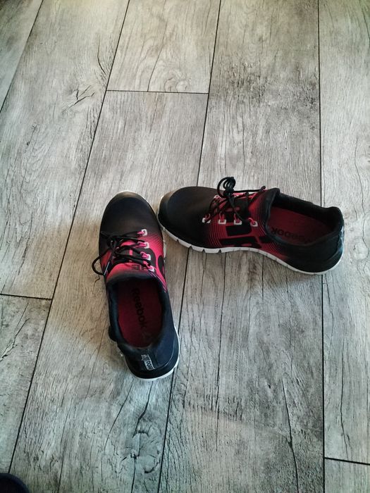 Damskie / męskie buty sportowe REEBOK  Fusion  R39