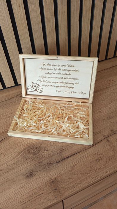 Personalizowane pudełko ślubne na pieniądze z grawerem