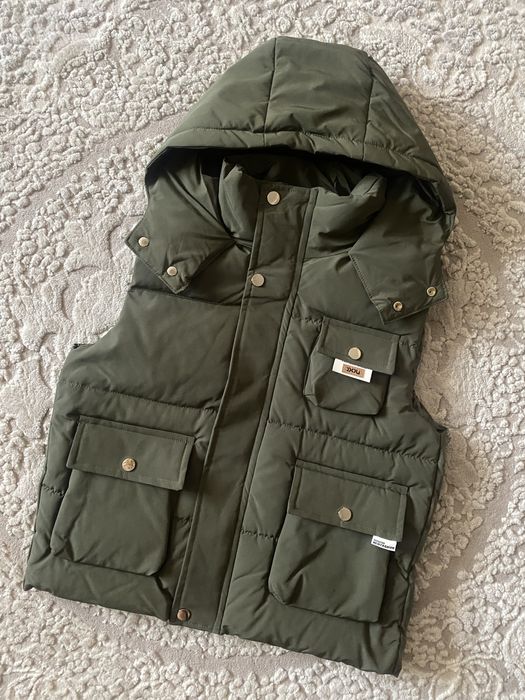 Дитяча демісезонна жилетка безрукавка для дівчинки/девочки 110-130