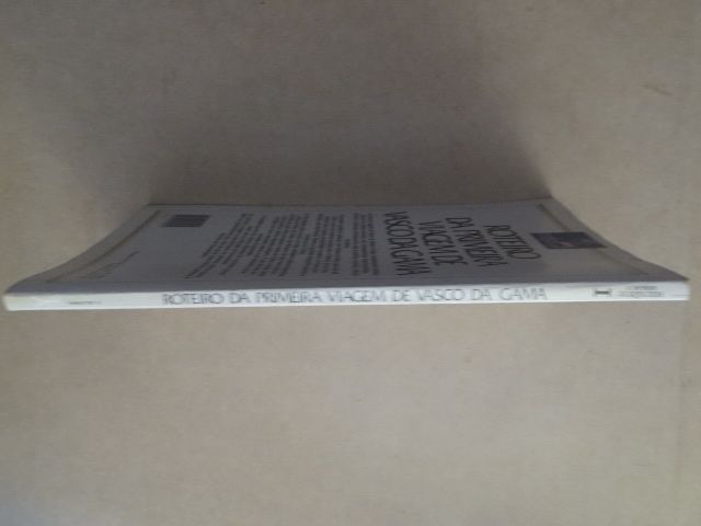 Roteiro da Primeira Viagem de Vasco da Gama de J. Neves Águas