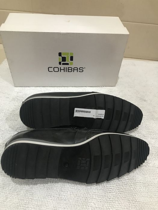 Sapatos Cohibas Novos 42