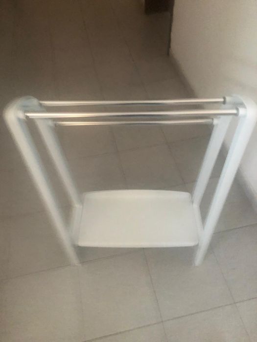 Toalheiro casa de banho