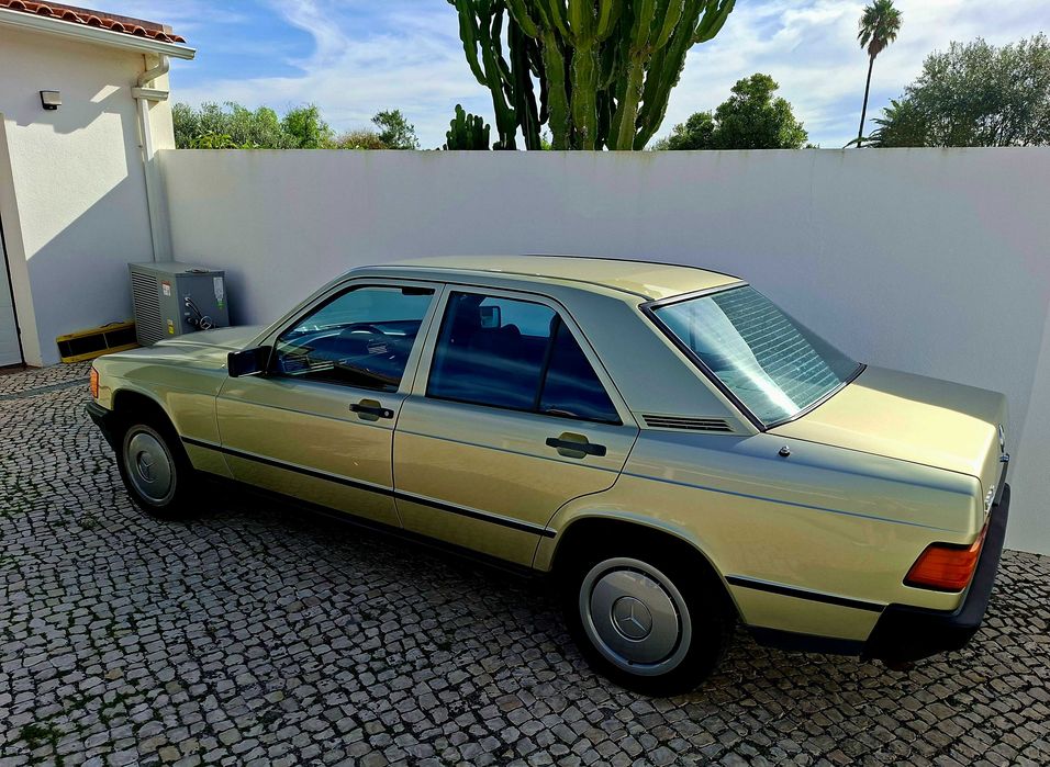 1986 Mercedes 190E
