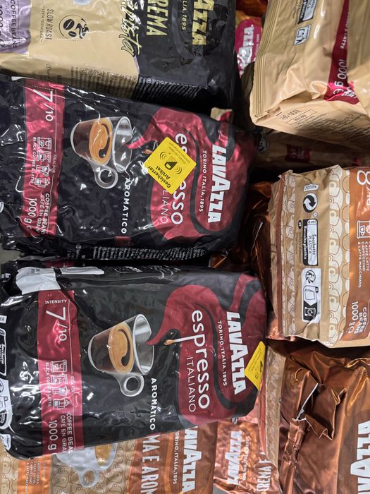 Кава в зернах LavAzza  1кг