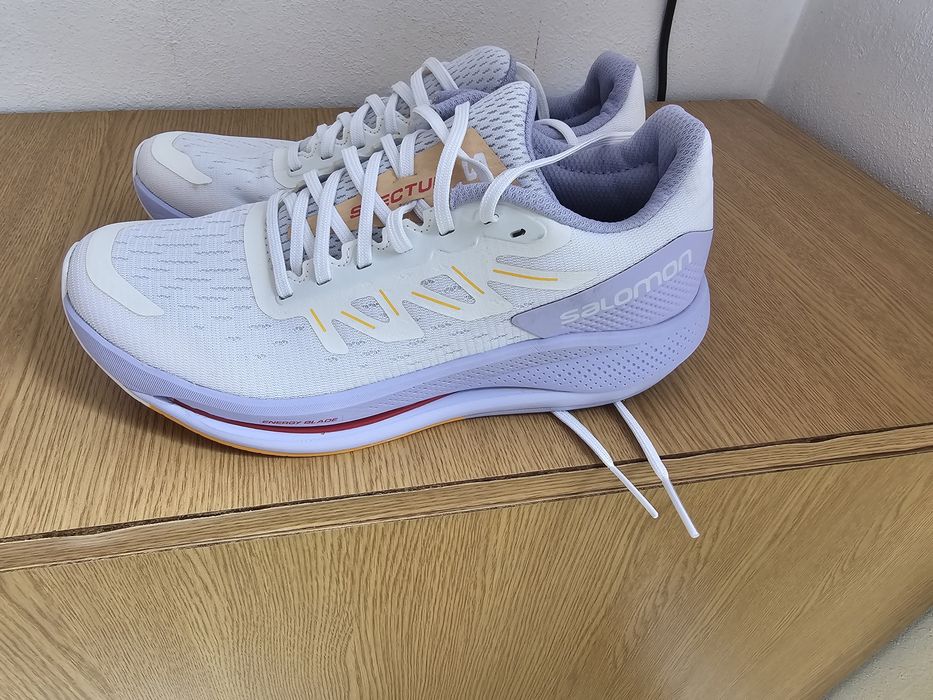 Продам кросівки  Solomon