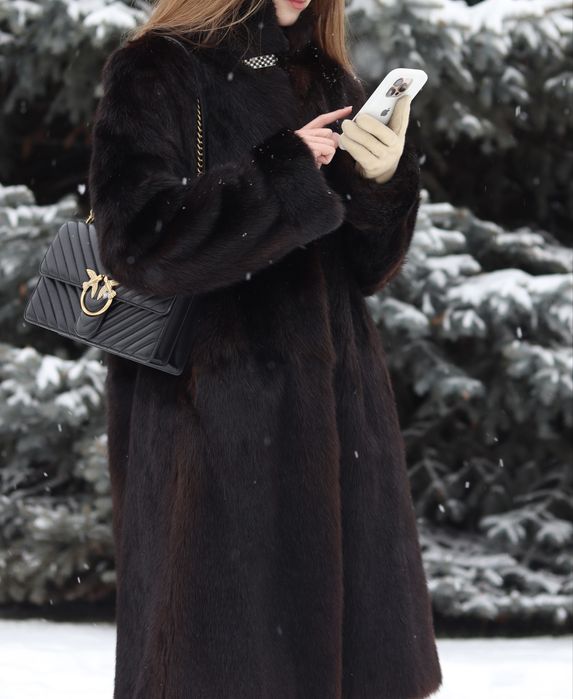 Норкова шуба Saga mink