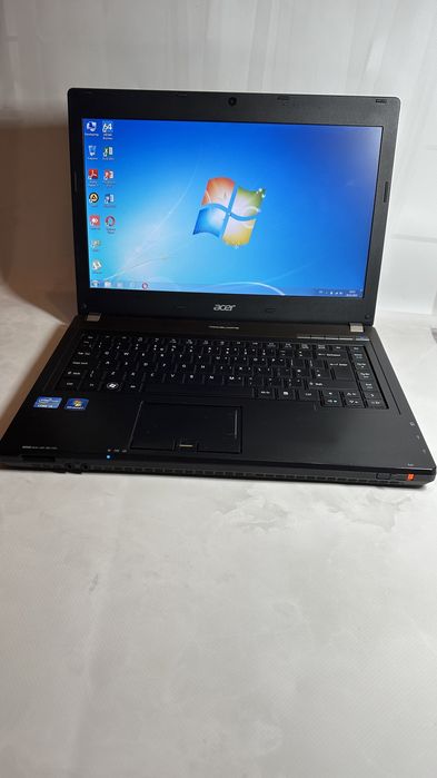 Acer TravelMate model P643-M