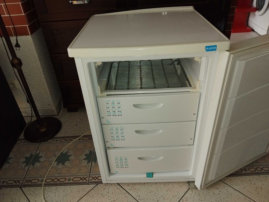 zamrażarka AMICA 90l