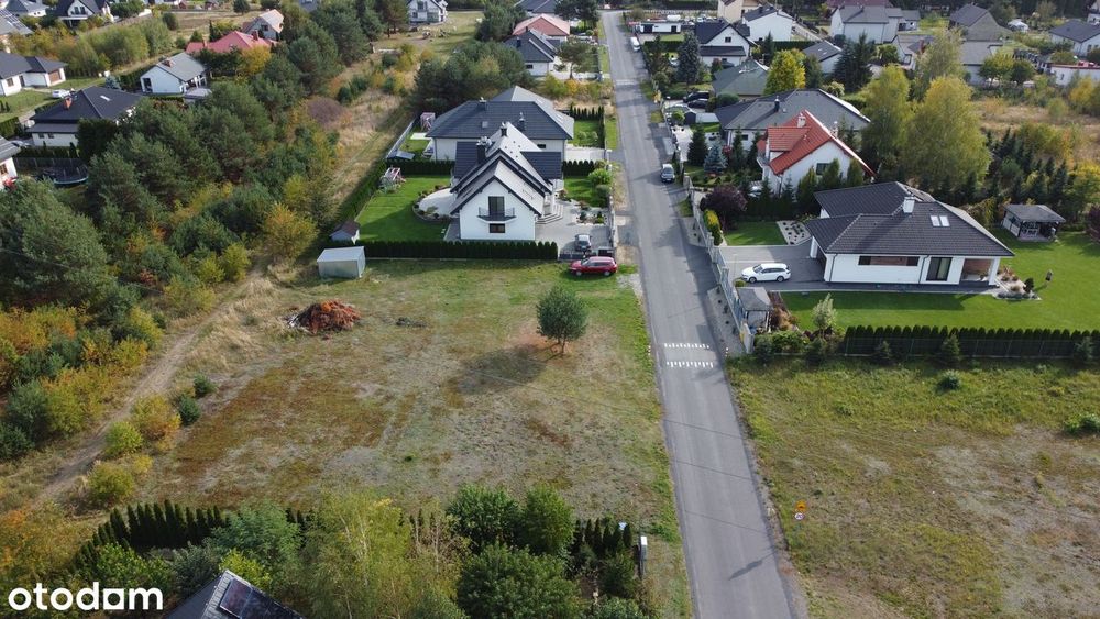 Sołtyków, działka budowlana 1318 m² z mediami, pod miastem