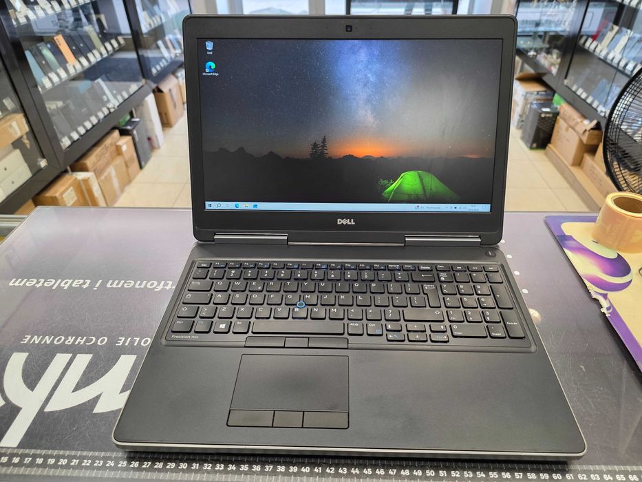 DELL Precision 7520/ i7-7820HQ 2.90 GHz/ 32GB DDR4/ 480GB + 500GB/ M1200 4GB/ Gwarancja