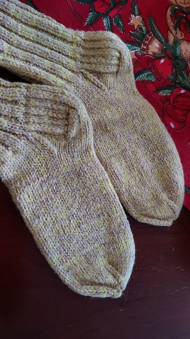 Wełniane skarpety recznie robione