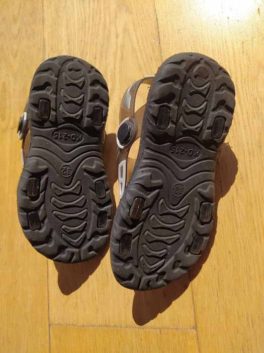 Sandália de piscina criança