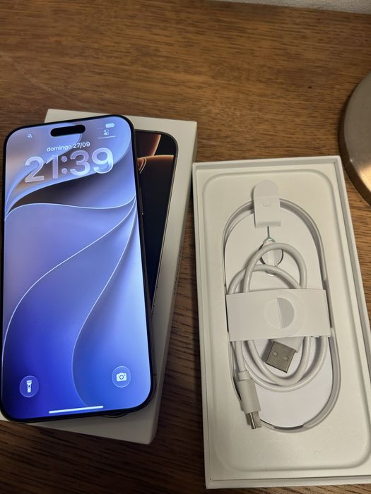 Iphone 16 Pro Max 256gb com garantia