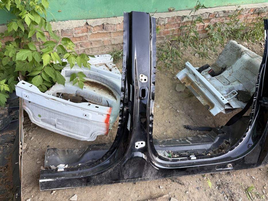 Ford f150 2017 чверть кабіни заня ліва