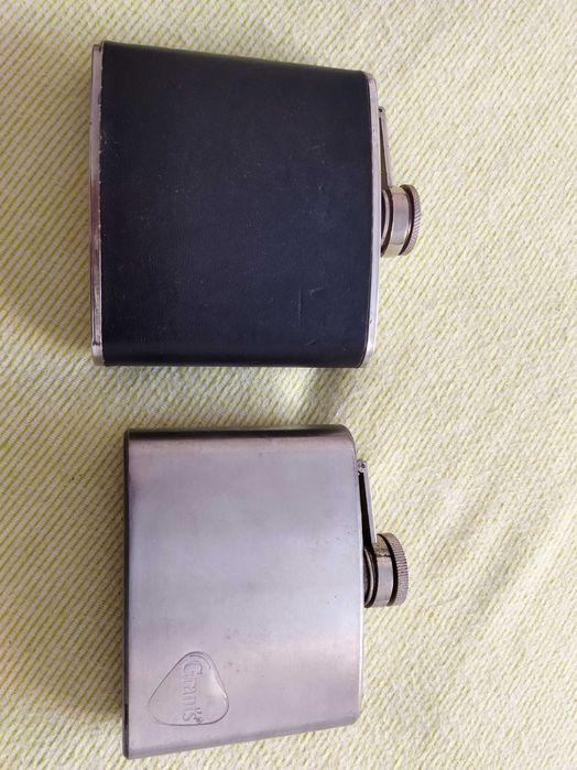 Whiskey flask64862621505539123