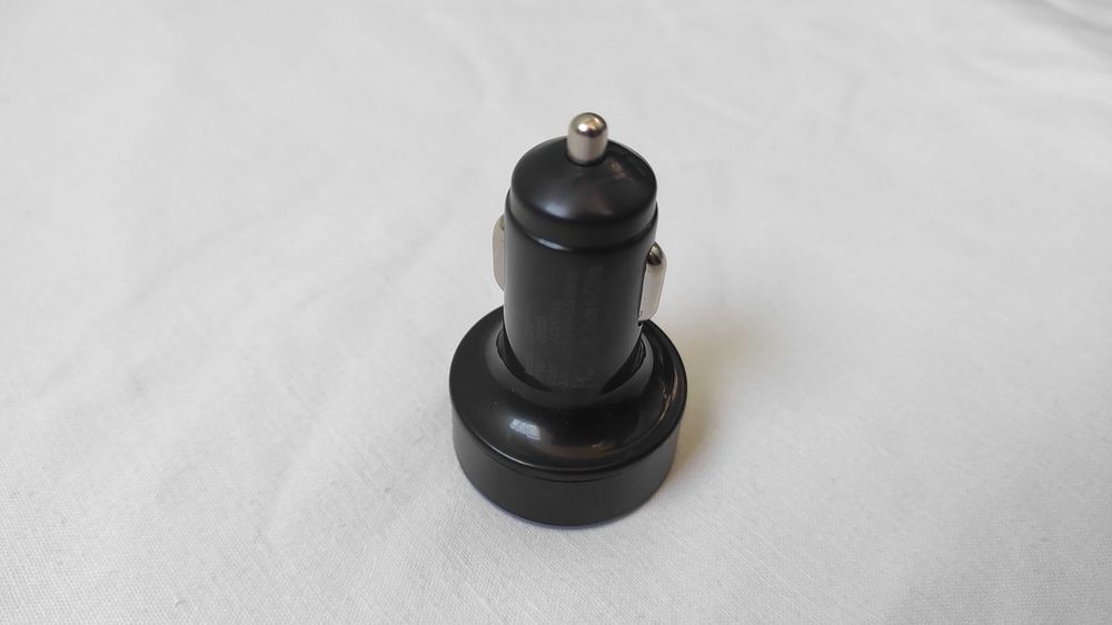 Автомобільний адаптер живлення 6портів