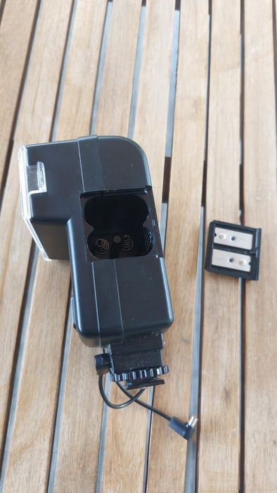 Lampa błyskowa NISSIN