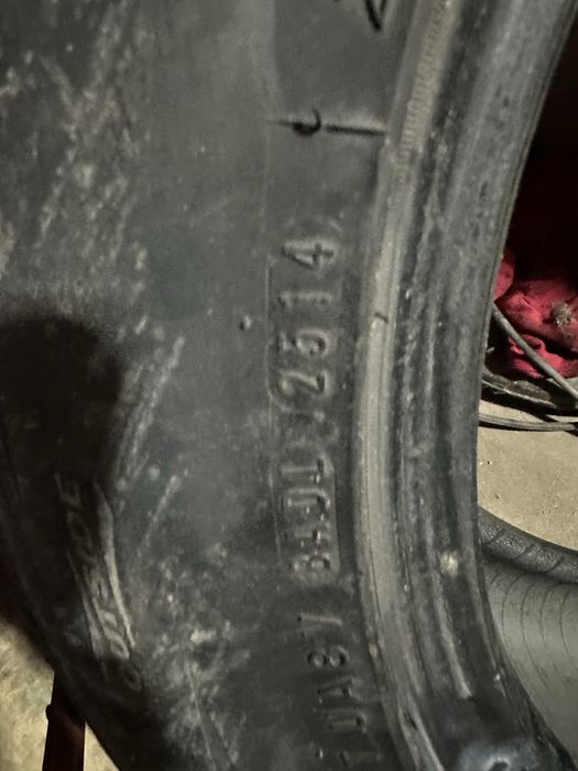 Зимова гума NEXEN 215/55R17