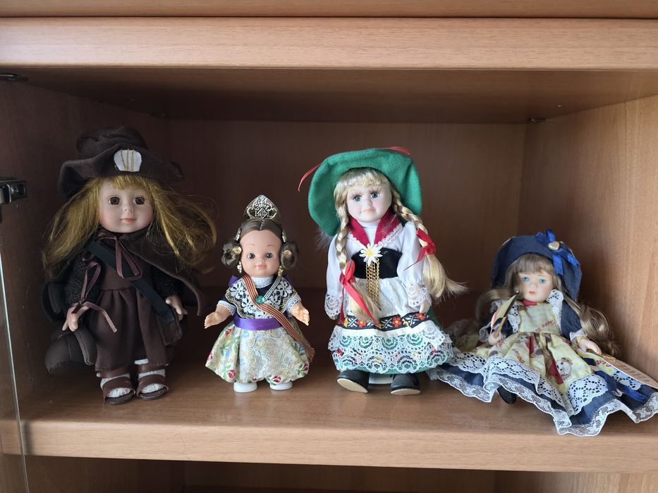 Bonecas de vários paises ( vários modelos e preços)