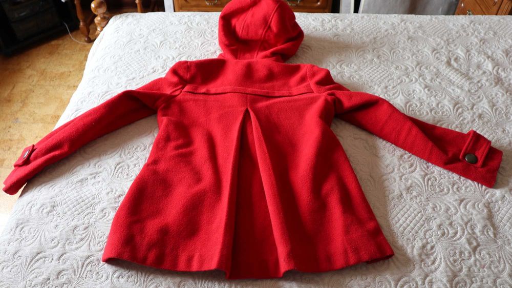 Casaco vermelho da Mosh