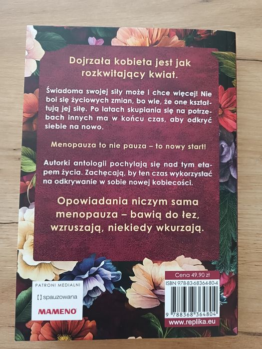 "Płatki pąsowych róż" antologia