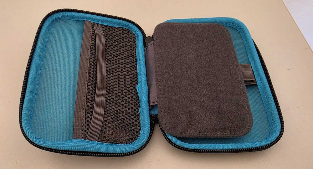 Bolsa Rígida Qilive para Disco Externo 2,5"
