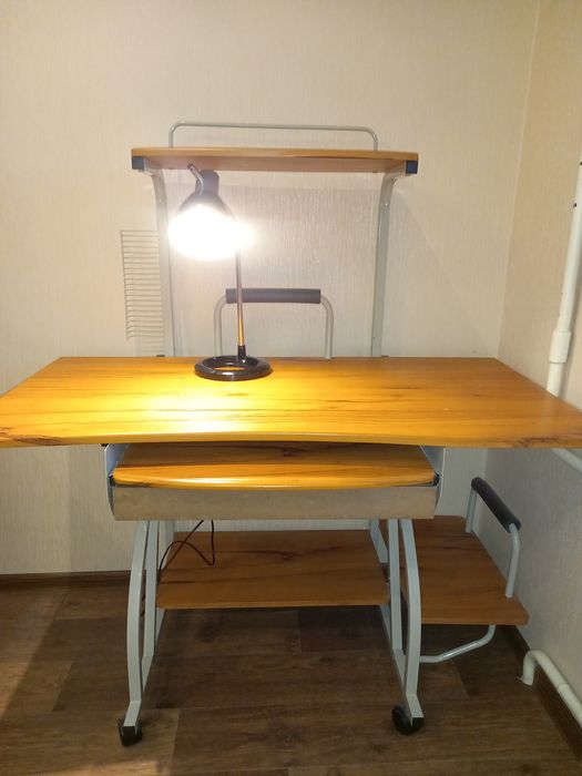 Стол письменный, компьютерный