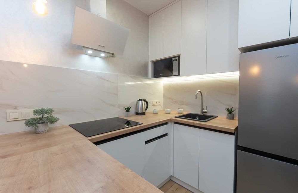 Затишна квартира у будинку з Укриттям - подобово, Бажана, 17.