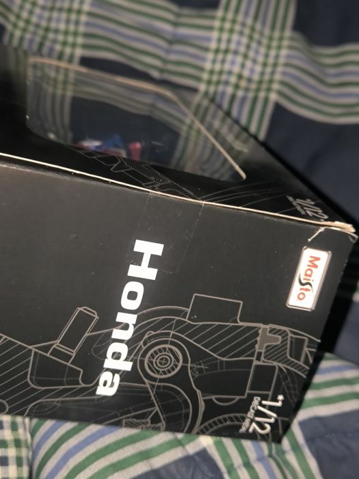 Miniatura de mota Honda CBR1000RR da Maisto NOVA POR ABRIR