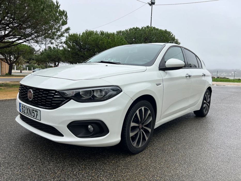 Fiat Tipo 1.6 M-Jet Lounge Tech DCT