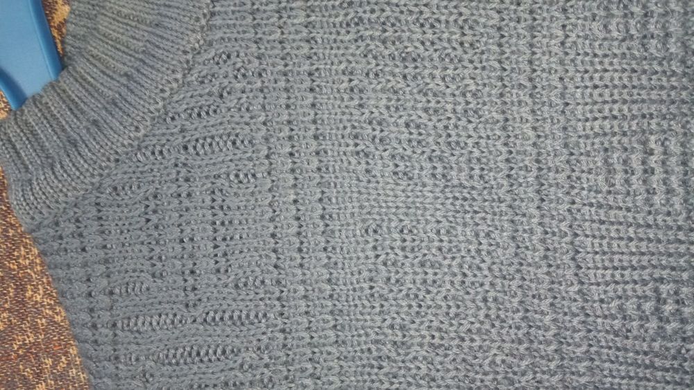 Тепла чоловіча кофта