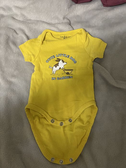 Набір з трьох бодіків з коротким рукавом 62 см