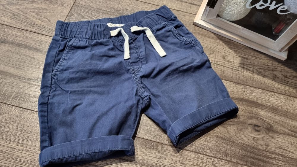 Spodenki h&m 110
