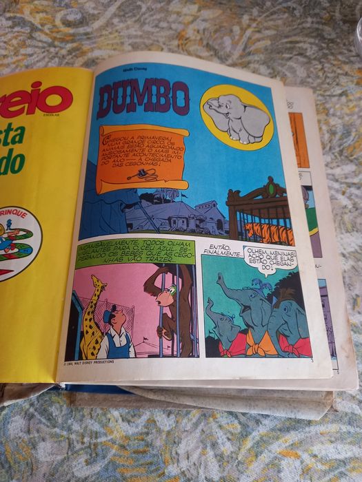 Banda desenhada antiga encadernada
