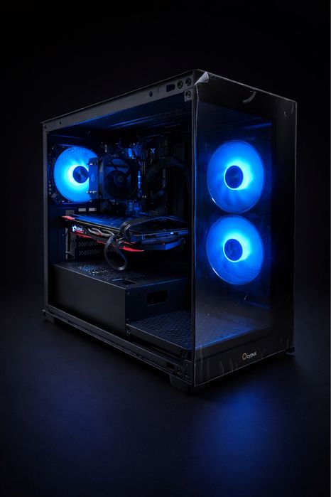Потужний ігровий комп'ютер для сучасних ігор на високих налаштуваннях.