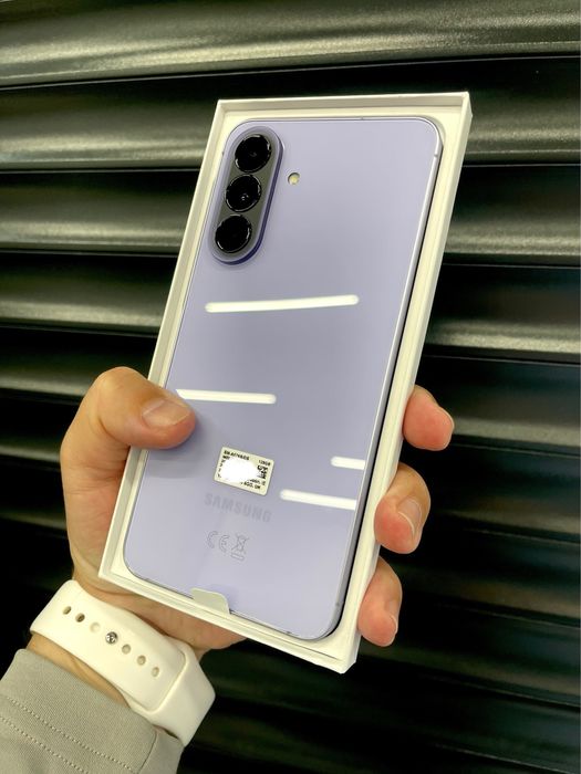 Samsung A57 5g lavander 8/128