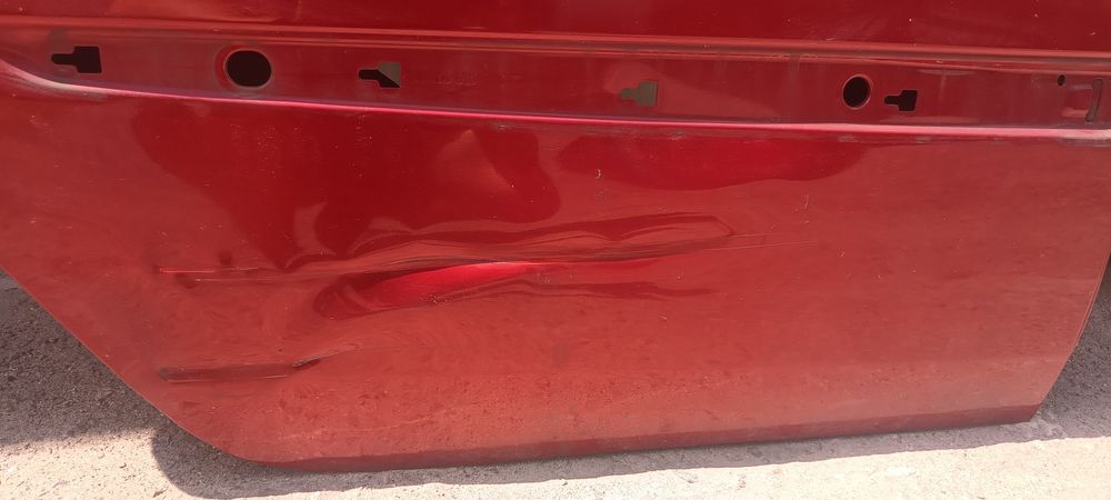 Дверка права задння Reno scenic 2 2003