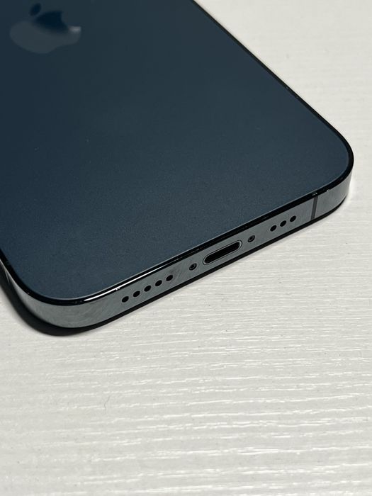 iPhone 12 Pro на 128 Гб
