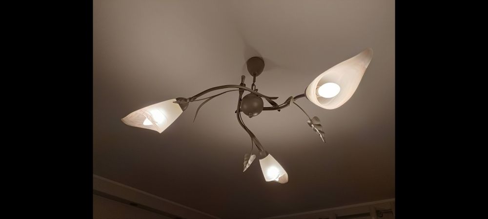 Lampa sufitowa metalowa