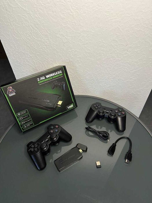 Ігрова КОНСОЛЬ на 10.000 ігор! Приставка + 2 ДЖОЙСТИКА на акумуляторі!