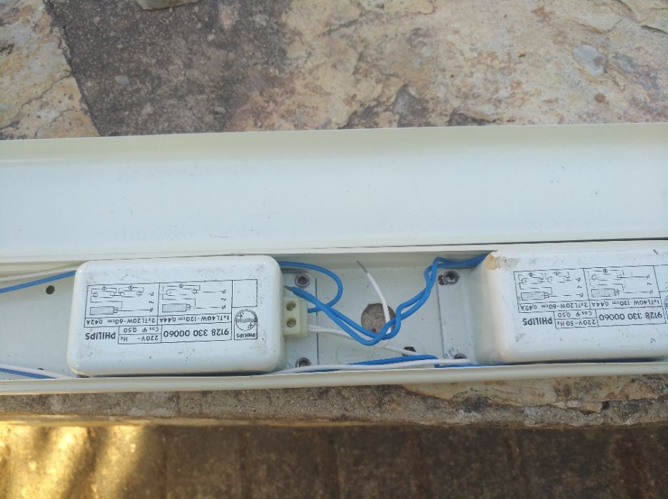 Armadura/calha metálica LED  120 cm