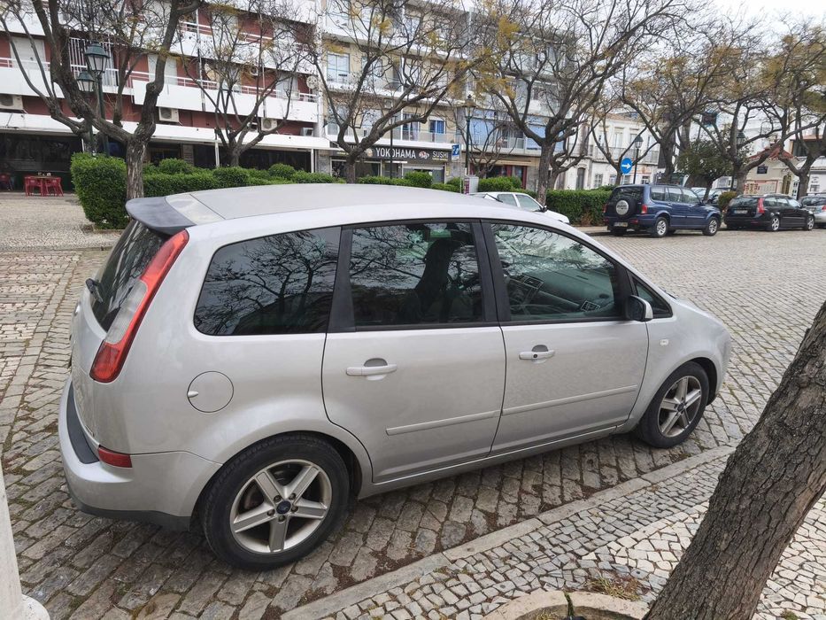 Ford C-Max 1.6 TDCi 90cv Económico, Confortável e Pronto para Estrada!