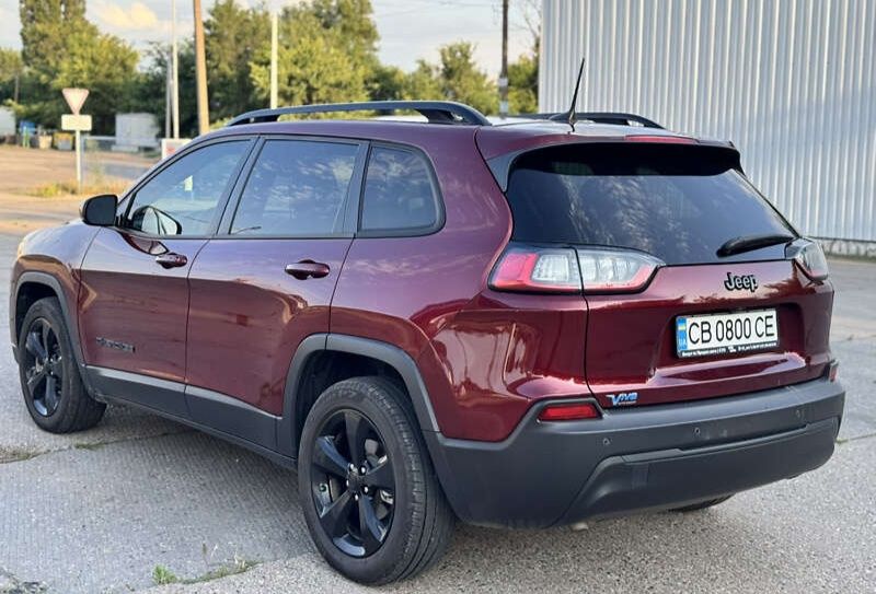 Продам Jeep Cherokee