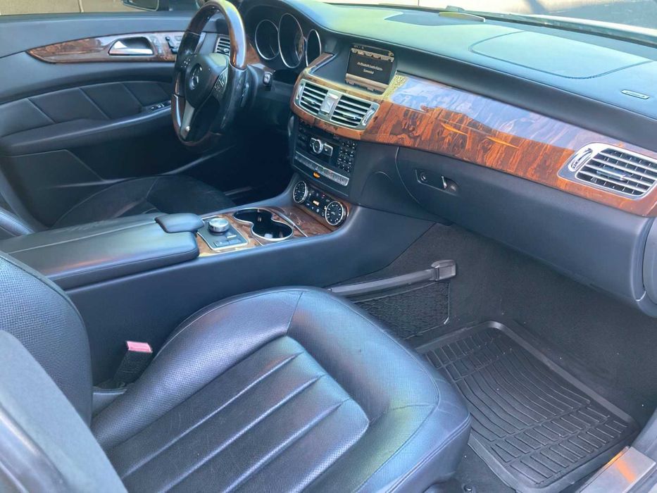 Mercedes-Benz CLS CLS 550      2014