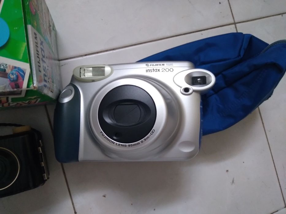 Máquinas fotográficas antigas (de rolo)