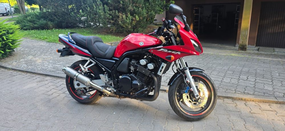 YAMAHA Fazer 600