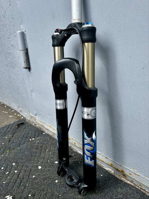 Fox 32 F- Series 100mm 26’’